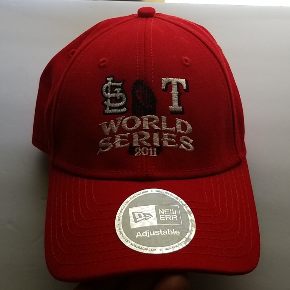 Baseball cap by New Era